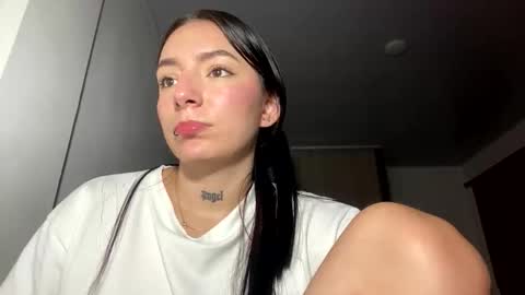 estefa1 online show from 04-14-26, 06:30