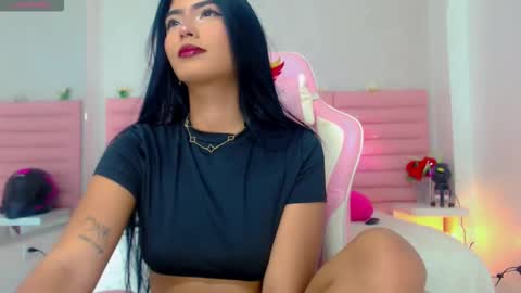 Snapshot of estefany_squirt chatting on 03-14-26, 04:18 estefany_squirt online show from 03-14-26, 04:18