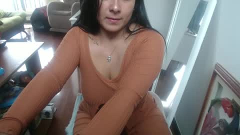 valeria online show from 03-04-25, 10:16