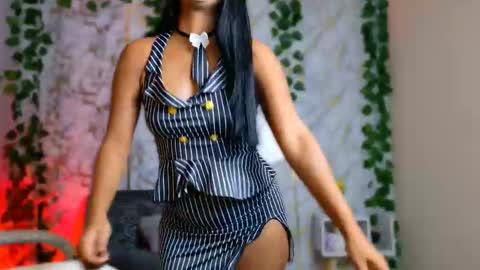 estefymarquez online show from 05-28-26, 07:00