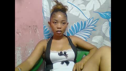 estelah20 online show from 01-17-26, 07:57