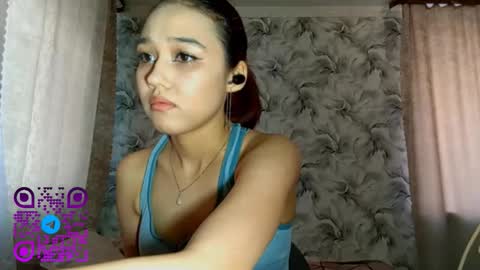 Snapshot of estellekirbo chatting on 03-12-26, 01:06 estellekirbo online show from 03-12-26, 01:06