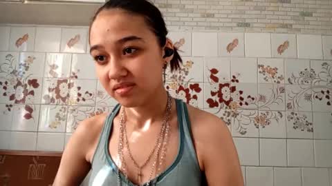 Snapshot of estellekirbo chatting on 03-25-26, 01:06 estellekirbo online show from 03-25-26, 01:06