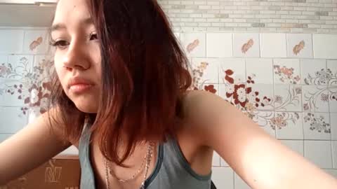 Snapshot of estellekirbo chatting on 03-26-26, 01:06 estellekirbo online show from 03-26-26, 01:06