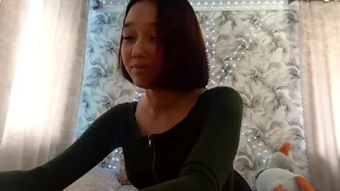 Snapshot of estellekirbo chatting on 04-04-26, 12:57 estellekirbo online show from 04-04-26, 12:57