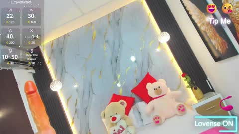 Estephany online show from 02-23-25, 02:04