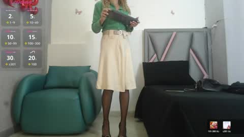 Snapshot of esterlindez chatting on 06-25-26, 08:24 esterlindez online show from 06-25-26, 08:24