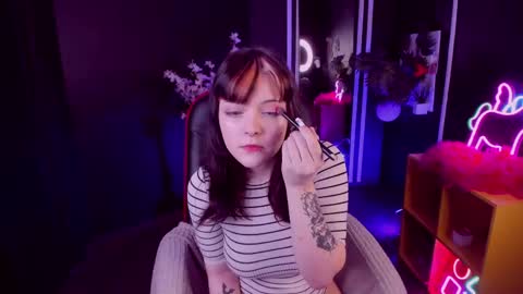 Ester  online show from 05-22-26, 09:09
