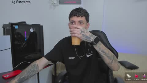 Snapshot of estivenvel chatting on 03-06-26, 12:40 estivenvel online show from 03-06-26, 12:40