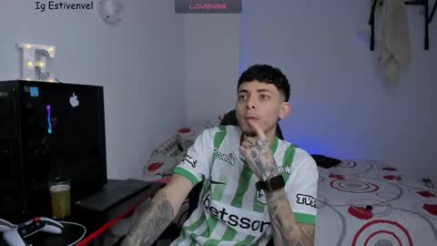 Snapshot of estivenvel chatting on 03-17-26, 07:06 estivenvel online show from 03-17-26, 07:06