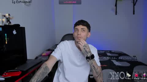 Snapshot of estivenvel chatting on 03-19-26, 06:45 estivenvel online show from 03-19-26, 06:45