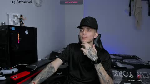 Snapshot of estivenvel chatting on 03-24-26, 04:56 estivenvel online show from 03-24-26, 04:56