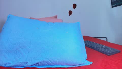 Estrella online show from 02-26-25, 12:03