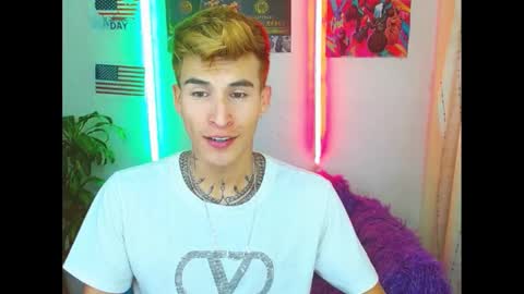 Snapshot of estrellita__jordan chatting on 02-02-25, 10:28 JORDAN online show from 02-02-25, 10:28