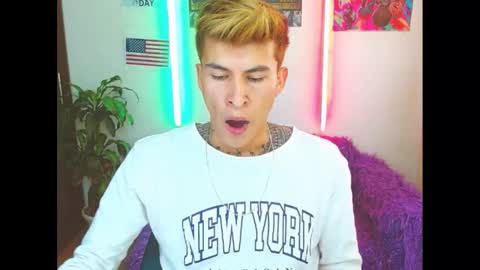 Snapshot of estrellita__jordan chatting on 02-07-25, 06:24 JORDAN online show from 02-07-25, 06:24