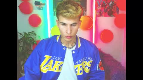 Snapshot of estrellita__jordan chatting on 02-22-25, 07:01 JORDAN online show from 02-22-25, 07:01