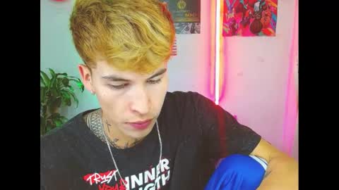 Snapshot of estrellita__jordan chatting on 03-04-25, 12:29 JORDAN online show from 03-04-25, 12:29