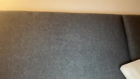 nika 3 online show from 02-25-25, 07:14