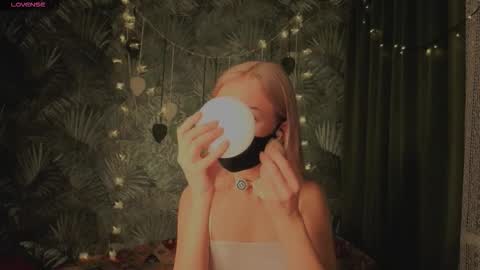 Sophia online show from 03-10-26, 11:21