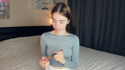 Snapshot of eternity_is_endless chatting on 01-19-25, 07:25 Mary online show from 01-19-25, 07:25