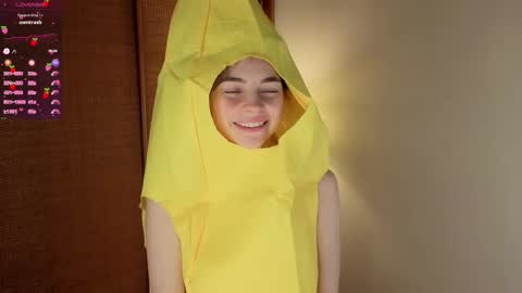 Mary online show from 10-31-25, 08:04