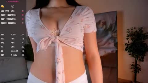 Snapshot of ethalellson chatting on 10-19-25, 11:00 Jessi online show from 10-19-25, 11:00