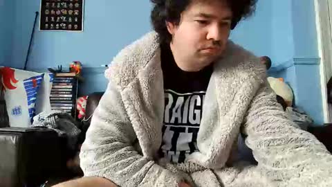 Snapshot of ethan14111 chatting on 06-11-26, 12:25 Ethan1411 online show from 06-11-26, 12:25
