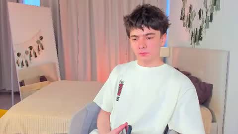 Ethan online show from 07-28-26, 03:54