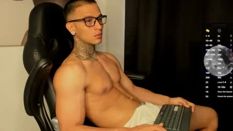 Snapshot of ethan_devis7 chatting on 06-24-26, 08:41 Ethan - Independent model online show from 06-24-26, 08:41