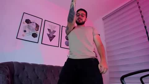 Snapshot of ethan_greacee chatting on 02-20-26, 12:05 ethan_greacee online show from 02-20-26, 12:05