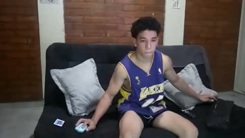 Ethan Noir online show from 12-23-24, 11:17