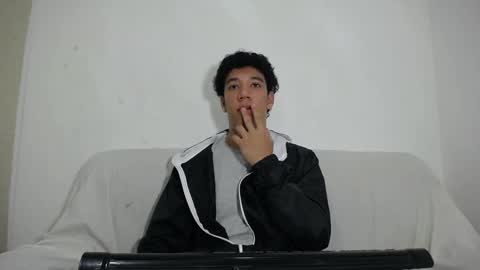 Ethan Noir online show from 02-21-25, 06:26