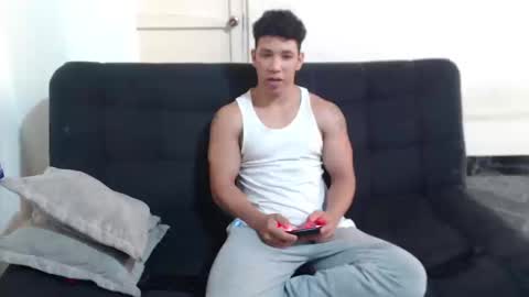 Ethan Noir online show from 09-12-25, 04:40