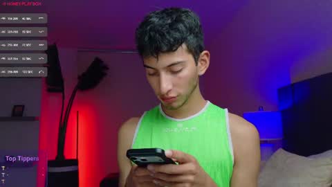 Snapshot of ethan_skiny_ chatting on 07-31-26, 08:25 Joan online show from 07-31-26, 08:25