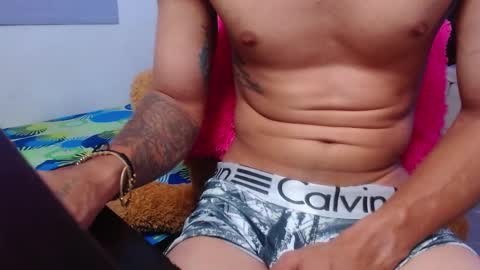 ethan white  online show from 02-21-25, 09:24