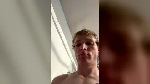 ethanbmx2001 online show from 04-09-26, 03:17