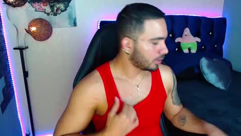 Snapshot of ethanhairy chatting on 05-16-26, 08:18 Ethan online show from 05-16-26, 08:18