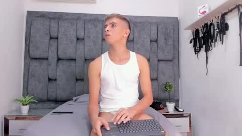 Snapshot of ethanhot_os chatting on 03-31-26, 09:04 ethanhot_os online show from 03-31-26, 09:04