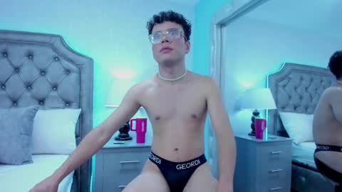 Ethan Leroy online show from 10-11-25, 11:42