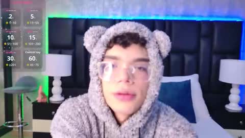 Ethan Leroy online show from 10-17-25, 04:37