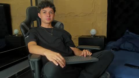 ethanlowell online show from 10-27-25, 10:14