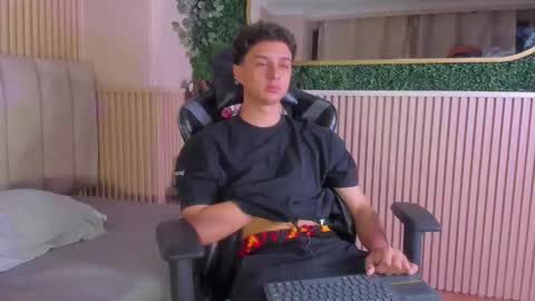 ethanlowell online show from 02-18-26, 03:24