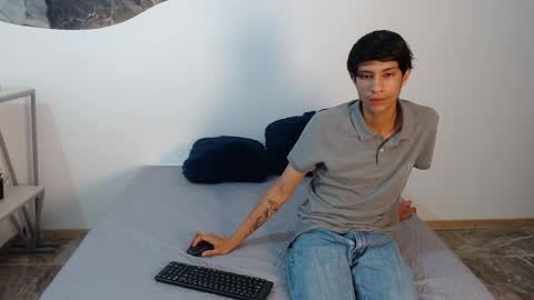   online show from 04-21-26, 11:38