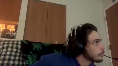 Snapshot of ethb0211 chatting on 04-12-26, 06:46 ethb0211 online show from 04-12-26, 06:46