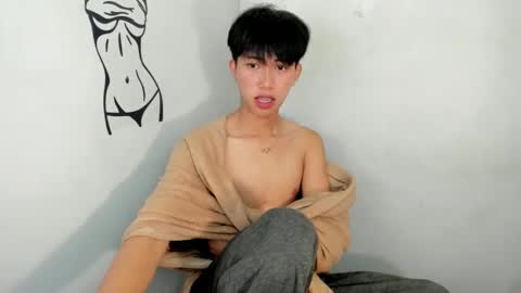 Snapshot of ethereal_ethan chatting on 02-13-25, 02:31 Ethan online show from 02-13-25, 02:31