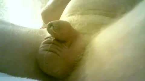 Snapshot of etim3085 chatting on 05-01-26, 12:26 etim3085 online show from 05-01-26, 12:26