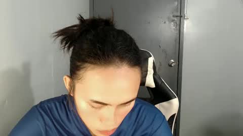 Snapshot of euniceariella21 chatting on 01-03-25, 11:25 YELLA online show from 01-03-25, 11:25