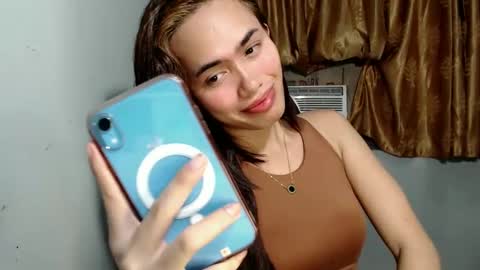 Snapshot of euniceariella21 chatting on 01-23-25, 11:58 YELLA online show from 01-23-25, 11:58