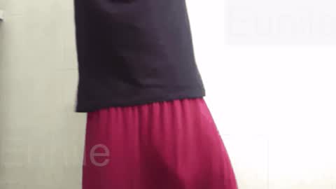 eunile online show from 04-18-26, 12:25