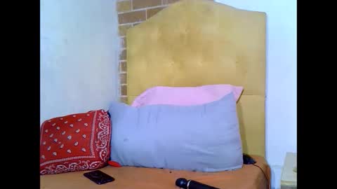 eva4him831 online show from 02-25-25, 05:52